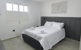 Aparta Hotel Natural